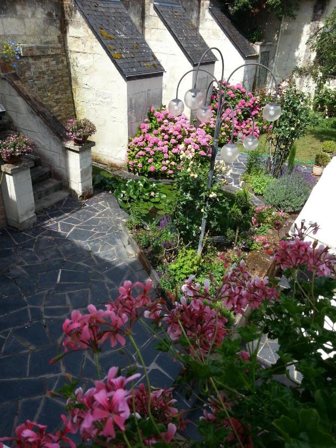 Le Prieure Bed & Breakfast มองต์โซโร ภายนอก รูปภาพ